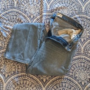 A&F 29L Curve Love Flare Jeans